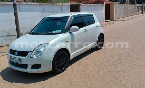 Nunua Ilio tumika Suzuki Swift Nyeupe Gari ndani ya Maputo nchini Maputo Nunua Ilio tumika Suzuki Swift Nyeupe Gari ndani ya Maputo nchini Maputo