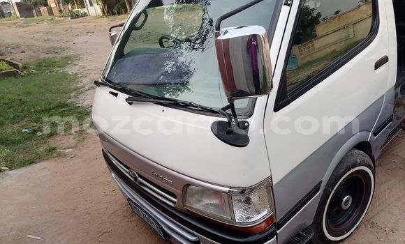 Comprar Usado Toyota Hiace Preto Carro em Maputo em Maputo Comprar Usado Toyota Hiace Preto Carro em Maputo em Maputo