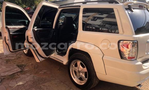 Buy Used Jeep Cherokee White Car in Maputo in Maputo Buy Used Jeep Cherokee White Car in Maputo in Maputo
