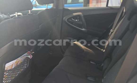 Nunua Ilio tumika Toyota RAV4 Nyeupe Gari ndani ya Maputo nchini Maputo Nunua Ilio tumika Toyota RAV4 Nyeupe Gari ndani ya Maputo nchini Maputo