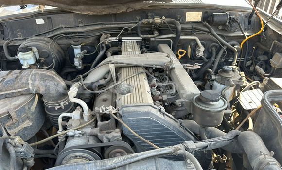 Nunua Ilio tumika Toyota Land Cruiser Nyingine Gari ndani ya Maputo nchini Maputo Nunua Ilio tumika Toyota Land Cruiser Nyingine Gari ndani ya Maputo nchini Maputo
