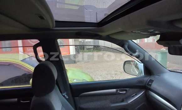 Nunua Ilio tumika Toyota Land Cruiser Prado Fedha Gari ndani ya Maputo nchini Maputo Nunua Ilio tumika Toyota Land Cruiser Prado Fedha Gari ndani ya Maputo nchini Maputo