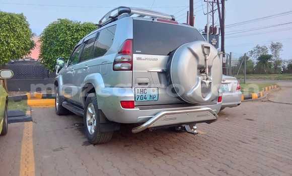 Nunua Ilio tumika Toyota Land Cruiser Prado Fedha Gari ndani ya Maputo nchini Maputo Nunua Ilio tumika Toyota Land Cruiser Prado Fedha Gari ndani ya Maputo nchini Maputo