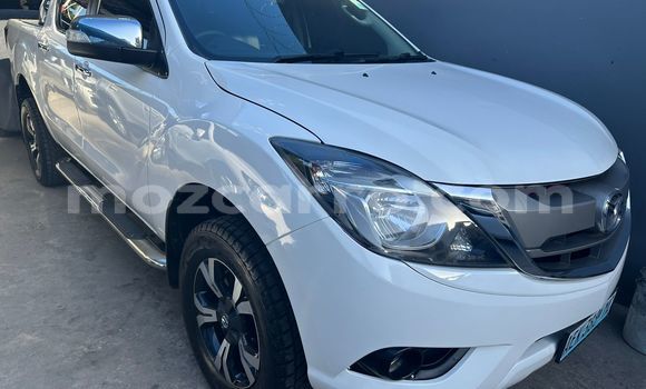 Tenga Tsaru Mazda BT-50 Chena Mota in Maputo in Maputo