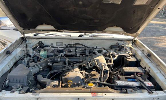 Comprar Usado Toyota Land Cruiser Prado Branco Carro em Maputo em Maputo Comprar Usado Toyota Land Cruiser Prado Branco Carro em Maputo em Maputo