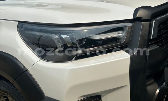 Comprar Novo Toyota Hilux Branco Carro em Maputo em Maputo Comprar Novo Toyota Hilux Branco Carro em Maputo em Maputo