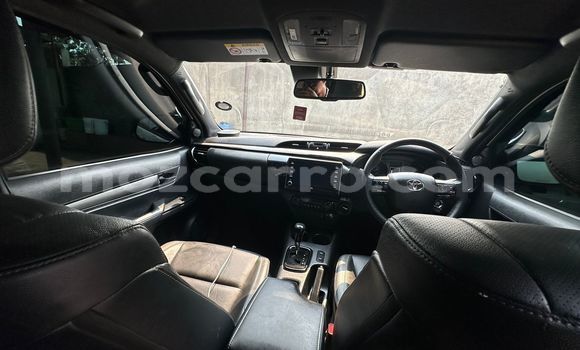 Comprar Novo Toyota Hilux Branco Carro em Maputo em Maputo Comprar Novo Toyota Hilux Branco Carro em Maputo em Maputo