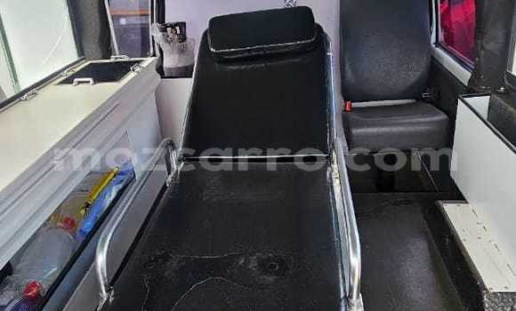 Tenga Tsaru Toyota Land Cruiser Chena Mota in Maputo in Maputo Tenga Tsaru Toyota Land Cruiser Chena Mota in Maputo in Maputo