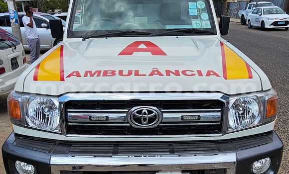 Tenga Tsaru Toyota Land Cruiser Chena Mota in Maputo in Maputo Tenga Tsaru Toyota Land Cruiser Chena Mota in Maputo in Maputo