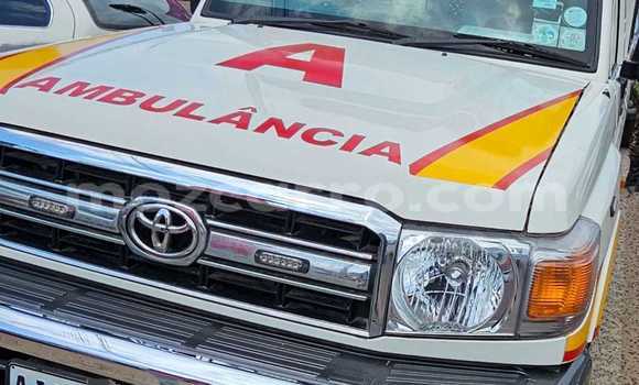 Tenga Tsaru Toyota Land Cruiser Chena Mota in Maputo in Maputo Tenga Tsaru Toyota Land Cruiser Chena Mota in Maputo in Maputo