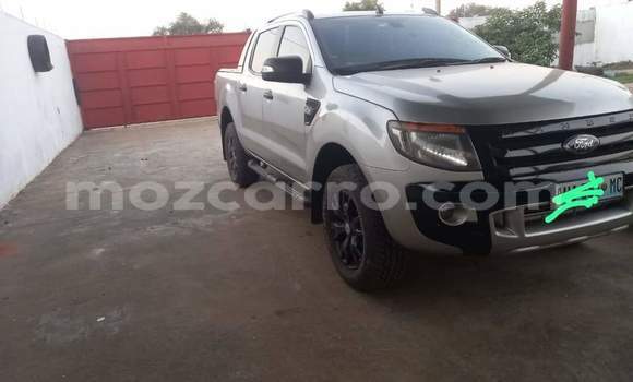 Nunua Ilio tumika Ford Ranger Bluu Gari ndani ya Maputo nchini Maputo