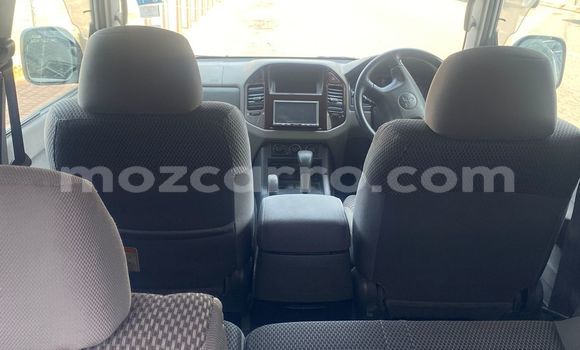 Nunua Ilio tumika Mitsubishi Pajero Nyingine Gari ndani ya Maputo nchini Maputo Nunua Ilio tumika Mitsubishi Pajero Nyingine Gari ndani ya Maputo nchini Maputo