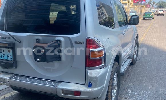 Nunua Ilio tumika Mitsubishi Pajero Nyingine Gari ndani ya Maputo nchini Maputo Nunua Ilio tumika Mitsubishi Pajero Nyingine Gari ndani ya Maputo nchini Maputo