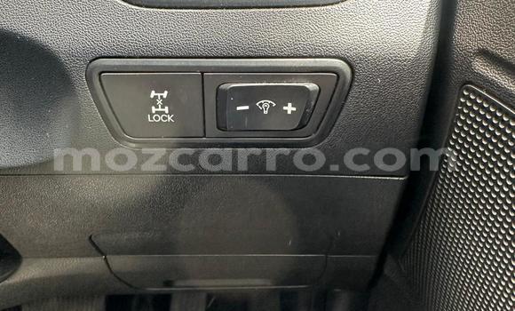 Nunua Ilio tumika Hyundai ix35 Bluu Gari ndani ya Maputo nchini Maputo Nunua Ilio tumika Hyundai ix35 Bluu Gari ndani ya Maputo nchini Maputo