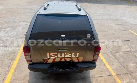 Tenga Tsaru Isuzu D-MAX Zvimwe Mota in Maputo in Maputo Tenga Tsaru Isuzu D-MAX Zvimwe Mota in Maputo in Maputo