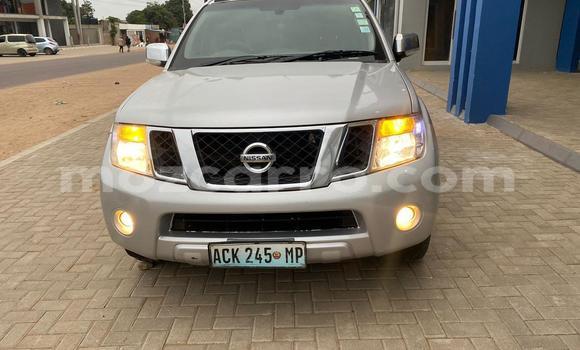 Comprar Usado Nissan Navara De outros Carro em Maputo em Maputo Comprar Usado Nissan Navara De outros Carro em Maputo em Maputo