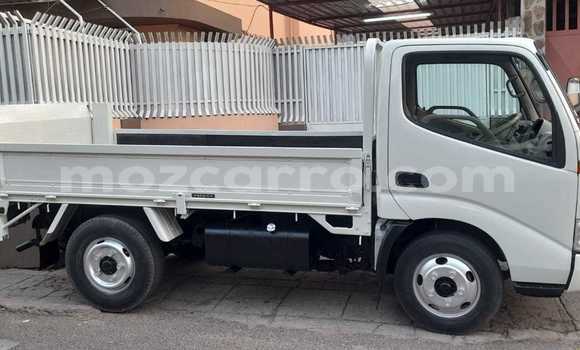 Buy New Toyota Dyna White Truck in Maputo in Maputo Buy New Toyota Dyna White Truck in Maputo in Maputo
