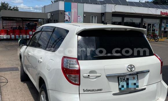 Buy Used Toyota Vanguard White Car in Maputo in Maputo Buy Used Toyota Vanguard White Car in Maputo in Maputo