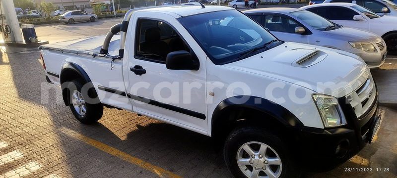 Big with watermark isuzu d max maputo maputo 29816