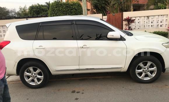 Buy Used Toyota Vanguard White Car in Maputo in Maputo Buy Used Toyota Vanguard White Car in Maputo in Maputo