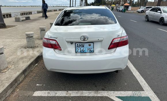 Buy Used Toyota Camry White Car in Maputo in Maputo Buy Used Toyota Camry White Car in Maputo in Maputo