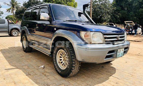 Nunua Ilio tumika Toyota Land Cruiser Prado Bluu Gari ndani ya Maputo nchini Maputo Nunua Ilio tumika Toyota Land Cruiser Prado Bluu Gari ndani ya Maputo nchini Maputo