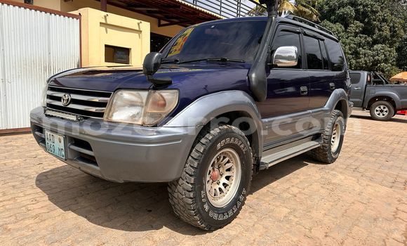 Nunua Ilio tumika Toyota Land Cruiser Prado Bluu Gari ndani ya Maputo nchini Maputo Nunua Ilio tumika Toyota Land Cruiser Prado Bluu Gari ndani ya Maputo nchini Maputo