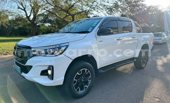 Comprar Usado Toyota Hilux Branco Carro em Maputo em Maputo Comprar Usado Toyota Hilux Branco Carro em Maputo em Maputo