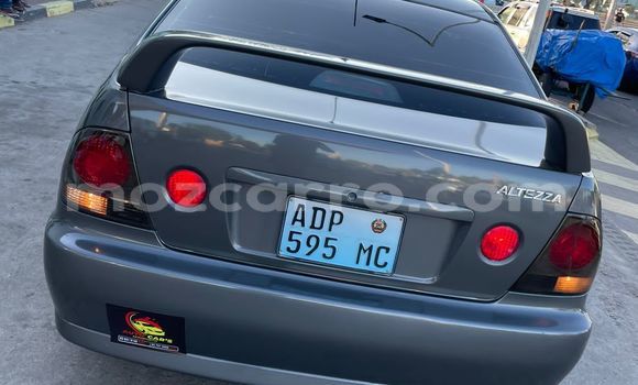 Nunua Ilio tumika Toyota Altezza Brown Gari ndani ya Maputo nchini Maputo Nunua Ilio tumika Toyota Altezza Brown Gari ndani ya Maputo nchini Maputo