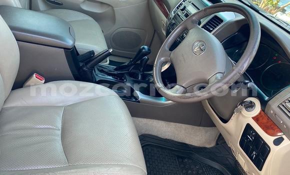 Nunua Ilio tumika Toyota Land Cruiser Prado Bluu Gari ndani ya Maputo nchini Maputo Nunua Ilio tumika Toyota Land Cruiser Prado Bluu Gari ndani ya Maputo nchini Maputo