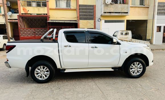 Tenga Tsaru Mazda BT-50 Chena Mota in Maputo in Maputo Tenga Tsaru Mazda BT-50 Chena Mota in Maputo in Maputo