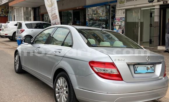 Comprar Usado Mercedes-Benz C-Classe Prata Carro em Maputo em Maputo Comprar Usado Mercedes-Benz C-Classe Prata Carro em Maputo em Maputo