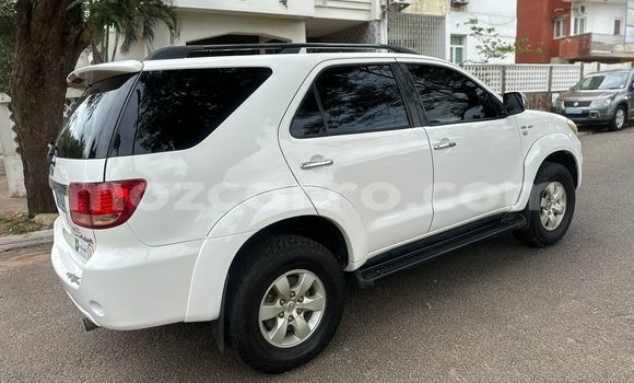 Buy Used Toyota Fortuner White Car in Maputo in Maputo Buy Used Toyota Fortuner White Car in Maputo in Maputo