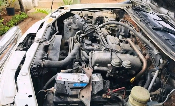 Nunua Ilio tumika Isuzu KB Nyeupe Gari ndani ya Maputo nchini Maputo Nunua Ilio tumika Isuzu KB Nyeupe Gari ndani ya Maputo nchini Maputo