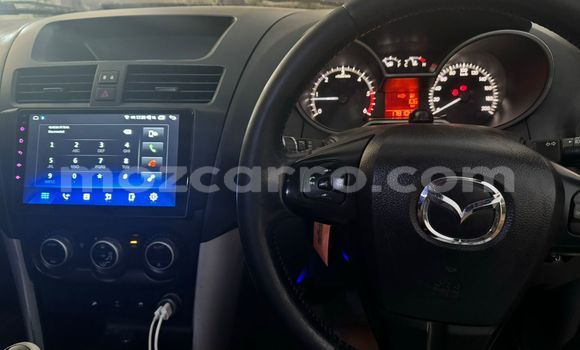 Nunua Ilio tumika Mazda BT-50 Nyeupe Gari ndani ya Maputo nchini Maputo Nunua Ilio tumika Mazda BT-50 Nyeupe Gari ndani ya Maputo nchini Maputo