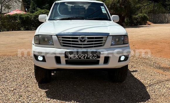 Nunua Ilio tumika Mazda BT-50 Nyeupe Gari ndani ya Maputo nchini Maputo Nunua Ilio tumika Mazda BT-50 Nyeupe Gari ndani ya Maputo nchini Maputo