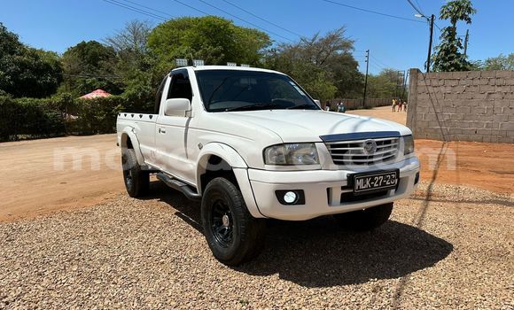 Nunua Ilio tumika Mazda BT-50 Nyeupe Gari ndani ya Maputo nchini Maputo Nunua Ilio tumika Mazda BT-50 Nyeupe Gari ndani ya Maputo nchini Maputo