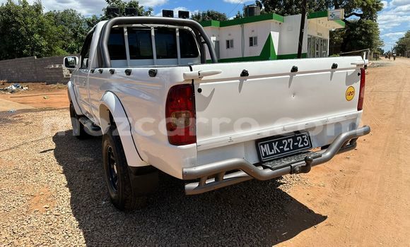Nunua Ilio tumika Mazda BT-50 Nyeupe Gari ndani ya Maputo nchini Maputo Nunua Ilio tumika Mazda BT-50 Nyeupe Gari ndani ya Maputo nchini Maputo