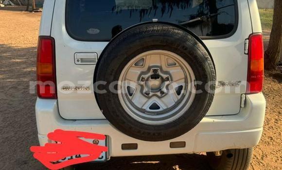 Nunua Ilio tumika Suzuki Jimny Nyeupe Gari ndani ya Maputo nchini Maputo Nunua Ilio tumika Suzuki Jimny Nyeupe Gari ndani ya Maputo nchini Maputo