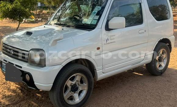 Nunua Ilio tumika Suzuki Jimny Nyeupe Gari ndani ya Maputo nchini Maputo Nunua Ilio tumika Suzuki Jimny Nyeupe Gari ndani ya Maputo nchini Maputo