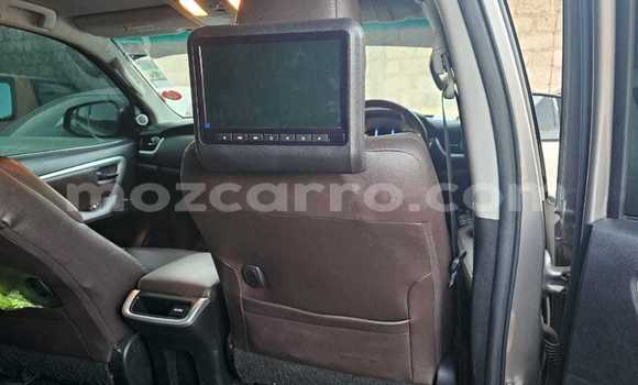 Nunua Ilio tumika Toyota Fortuner Nyingine Gari ndani ya Maputo nchini Maputo Nunua Ilio tumika Toyota Fortuner Nyingine Gari ndani ya Maputo nchini Maputo