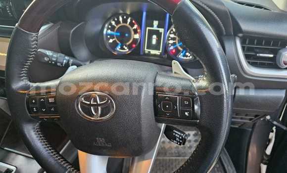 Nunua Ilio tumika Toyota Fortuner Nyingine Gari ndani ya Maputo nchini Maputo Nunua Ilio tumika Toyota Fortuner Nyingine Gari ndani ya Maputo nchini Maputo