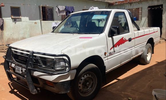 Buy Used Isuzu KB White Car in Maputo in Maputo Buy Used Isuzu KB White Car in Maputo in Maputo