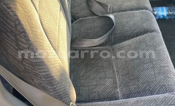 Nunua Ilio tumika Honda CR-V Nyeupe Gari ndani ya Maputo nchini Maputo Nunua Ilio tumika Honda CR-V Nyeupe Gari ndani ya Maputo nchini Maputo