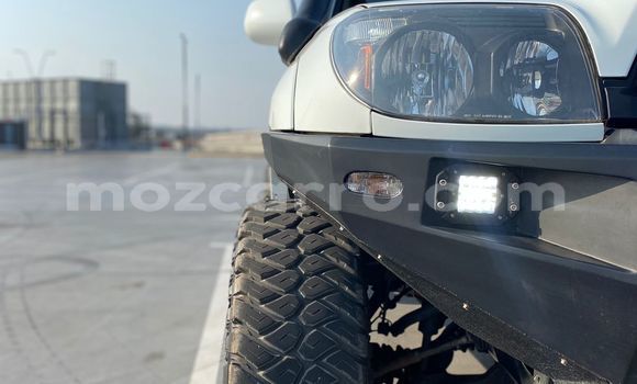 Comprar Novo Toyota Surf Branco Carro em Maputo em Maputo Comprar Novo Toyota Surf Branco Carro em Maputo em Maputo