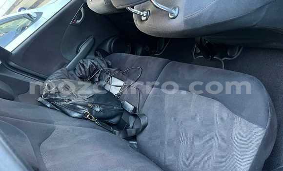 Comprar Novo Honda Fit Azul Carro em Maputo em Maputo Comprar Novo Honda Fit Azul Carro em Maputo em Maputo