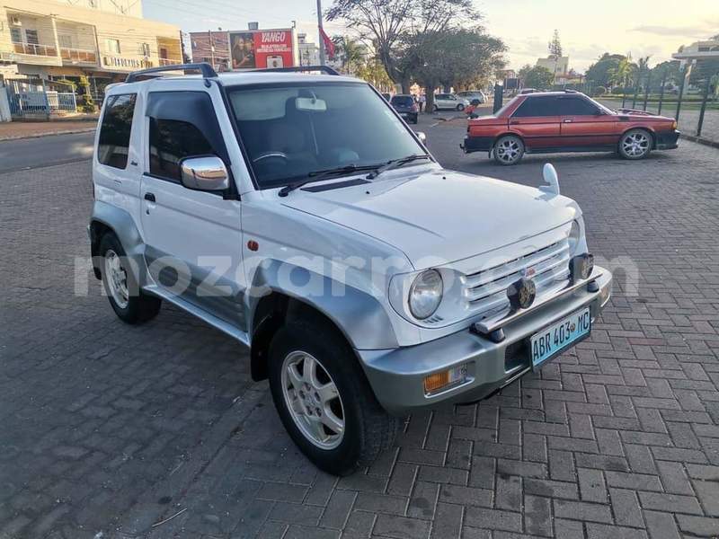 Big with watermark mitsubishi pajero junior maputo maputo 29921