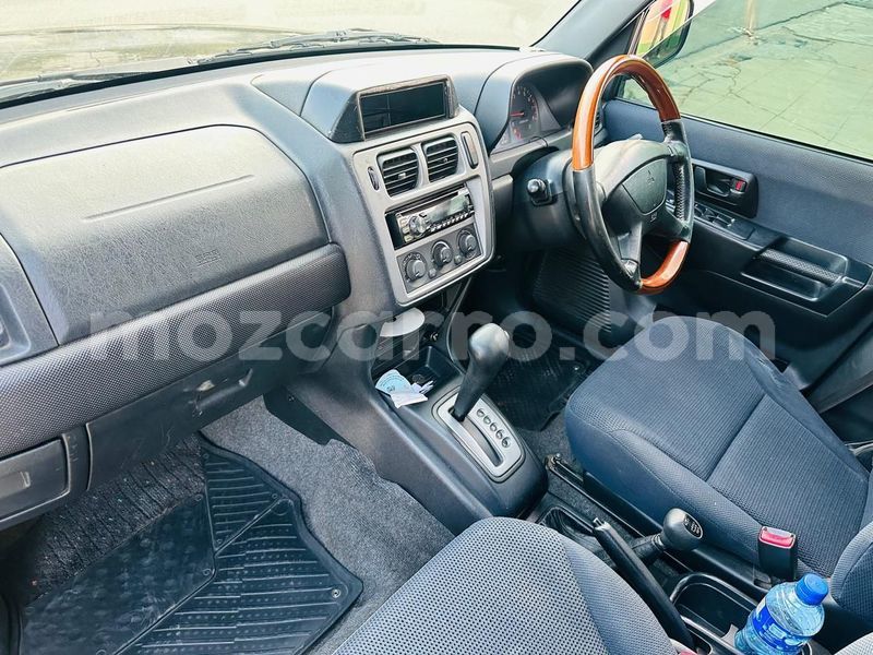 Big with watermark mitsubishi pajero io maputo maputo 29930