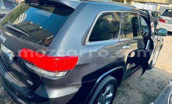 Nunua Ilio tumika Jeep Grand Cherokee Bluu Gari ndani ya Maputo nchini Maputo Nunua Ilio tumika Jeep Grand Cherokee Bluu Gari ndani ya Maputo nchini Maputo