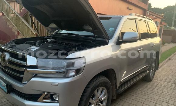 Comprar Novo Toyota Land Cruiser Prado Castanho Carro em Maputo em Maputo Comprar Novo Toyota Land Cruiser Prado Castanho Carro em Maputo em Maputo